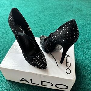 Aldo heels! Black suede with silver metal design.